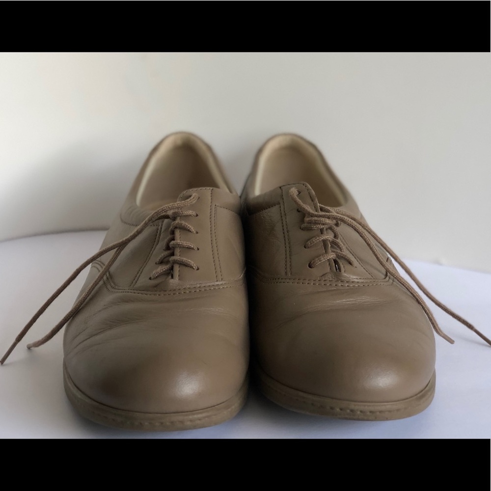 SAS Women’s Beige Comfort Shoes